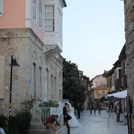 Erken Konak Pension 3*