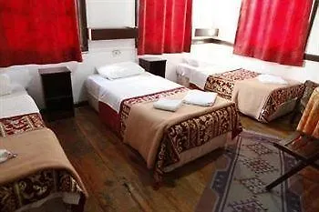 Hotel Erken Konak Pension 3*