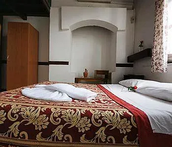 Erken Konak Pension Hotel