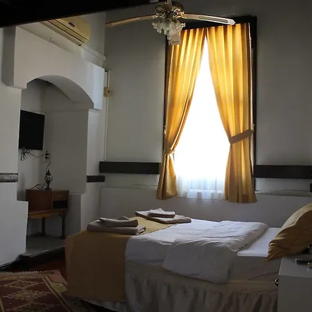 Erken Konak Pension 3*